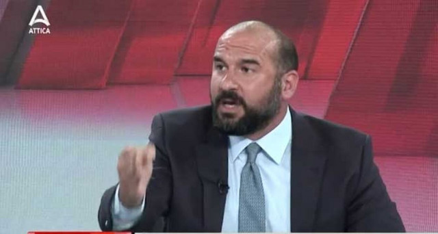 Χαμός στον «αέρα» με Βαρβιτσιώτη - Τζανακόπουλο: «Άθλιε συκοφάντη....»