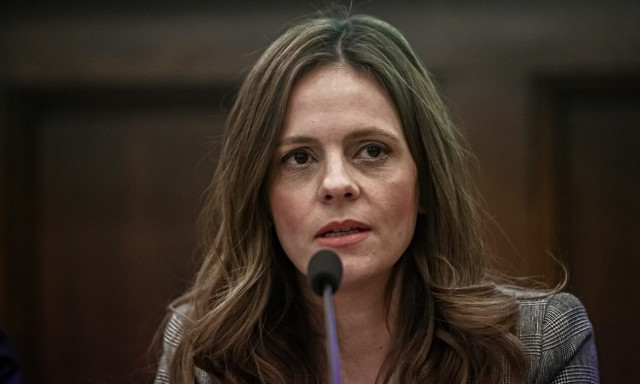 Κως – Αχτσιόγλου: «Άλλη μία γυναίκα δολοφονημένη, άμεση νομική κατοχύρωση του όρου “γυναικοκτονία”»