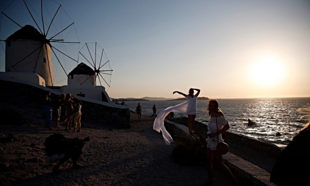 Τουρισμός: Μείωση κατά 28% των επισκεπτών στη Μύκονο λόγω κόστους
