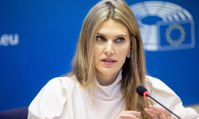 Εύα Καϊλή: Μιλά για βίαιη «παραβίαση βουλευτικής ασυλίας»