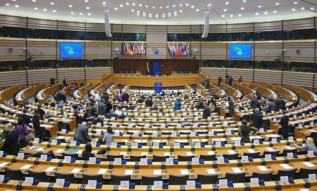 Qatargate: Παραιτήθηκε ο ανακριτής Μισέλ Κλεζ μετά την επιστολή από την Εύα Καϊλή