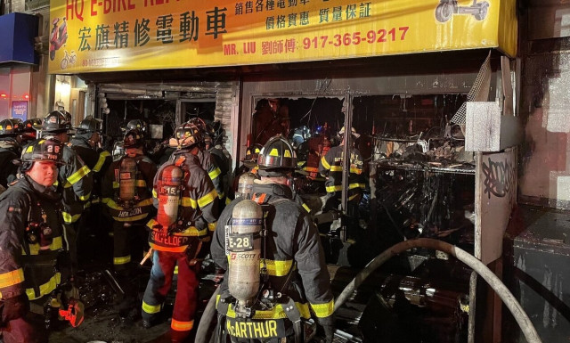 ΗΠΑ: Τέσσερις νεκροί από φωτιά που προκλήθηκε από μπαταρίες ηλεκτρικών ποδηλάτων (video)