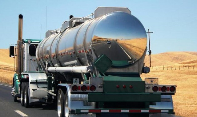 Θεσσαλονίκη: Οδηγός βυτιοφόρου έκλεβε καύσιμα