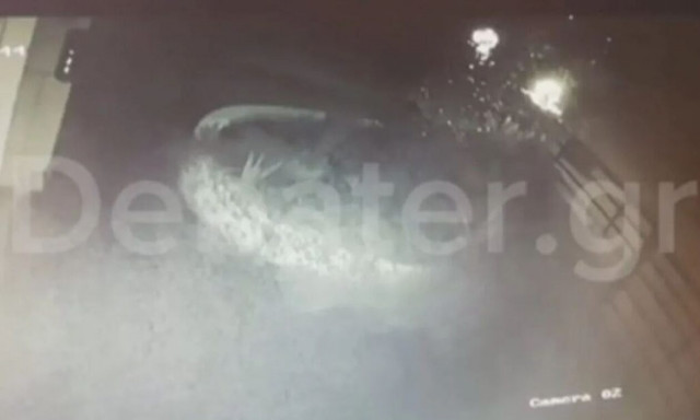 Καρέ - καρέ η επεισοδιακή καταδίωξη στον Άλιμο έπειτα από διάρρηξη