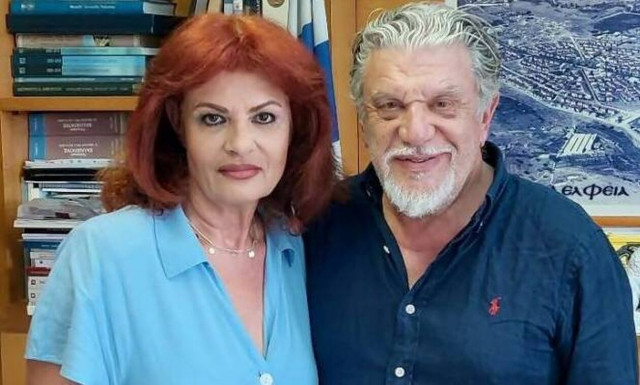 Κατεβαίνει στην πολιτική η μητέρα της Μυρτούς της Πάρου - Θα είναι υποψήφια στις δημοτικές εκλογές