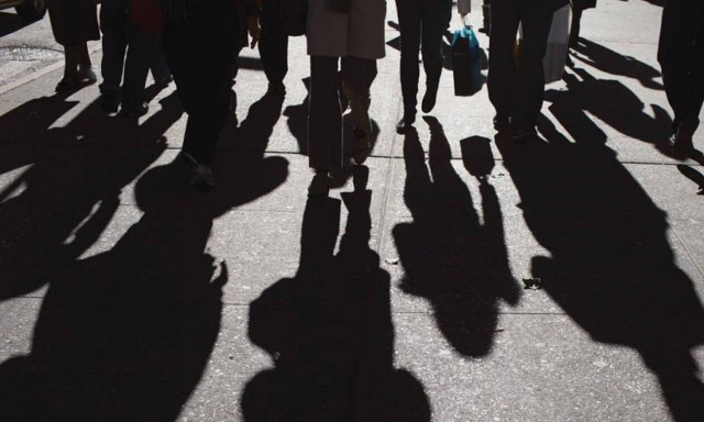 Επέκταση της ψηφιακής κάρτας εργασίας για να περιορισθούν οι αδήλωτοι εργαζόμενοι