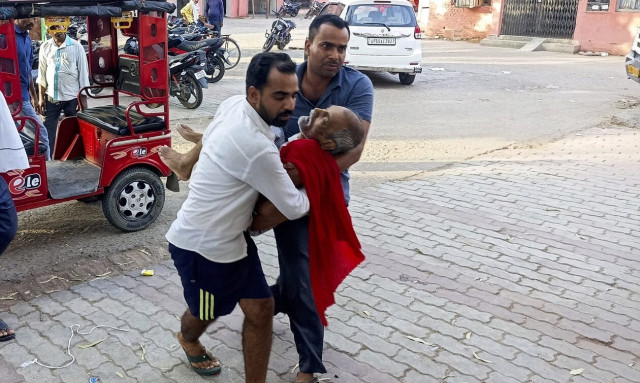 Ινδία: Όχημα έπεσε σε χαράδρα 600 μέτρων και σκοτώθηκαν δέκα άνθρωποι