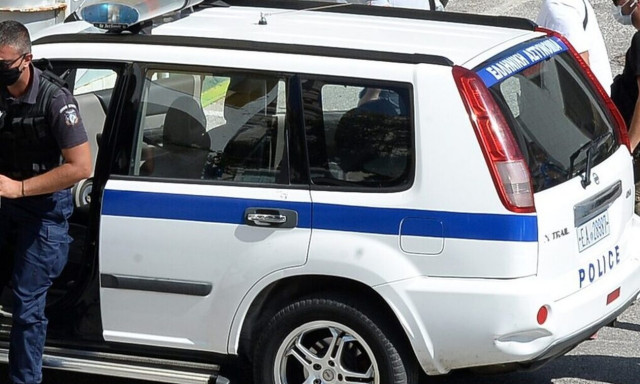 Κρήτη: Άντρας απειλούσε να σφάξει το μωρό του επειδή έκλαιγε