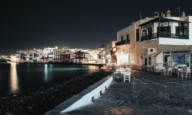 Μύκονος: Μαθήτρια κατήγγειλε τον καθηγητή της για σεξουαλική παρενόχληση - Συνελήφθη ο 45χρονος