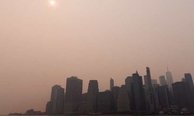 Κομητεία των ΗΠΑ αξιώνει αποζημίωση 51 δισ. δολαρίων από πετρελαϊκούς ομίλους για φονικό καύσωνα