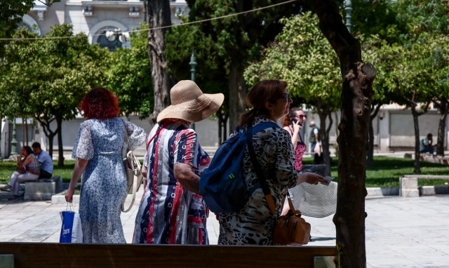 Καιρός - Σάκης Αρναούτογλου: Υψηλές θερμοκρασίες και τοπικές καταιγίδες το Σαββατοκύριακο