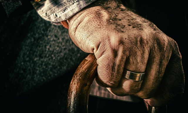 Ημαθία: Προσποιήθηκε τον υπάλληλο της ΔΕΗ και πήρε από ηλικιωμένο πάνω από 800 ευρώ