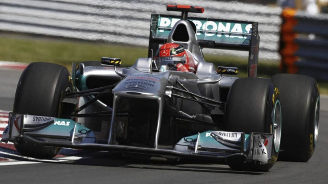 Ο Mick Schumacher θα οδηγήσει τη Mercedes W02 του πατέρα του