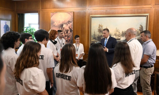 Στεφανής: Όταν οι νέοι έχουν υψηλό φρόνημα, αγάπη για την πατρίδα, τότε το μέλλον είναι εγγυημένο