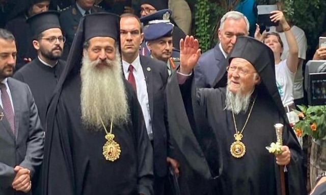 Επίσκεψη Βαρθολομαίου στην Μονή Αγάθωνος – Προσκύνησε το σκήνωμα του Οσίου Βησσαρίωνα