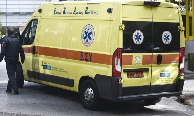 Έδεσσα: Νεκρός 23χρονος σε τροχαίο – Το αυτοκίνητό του «καρφώθηκε» σε κολόνα