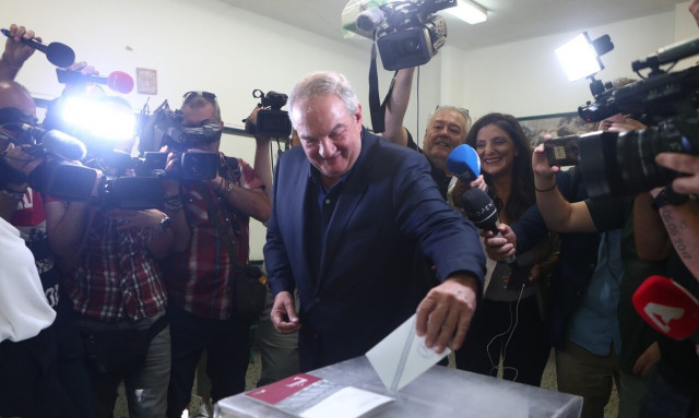 Εκλογές 2023: Ψήφισε στη Θεσσαλονίκη ο Κώστας Καραμανλής