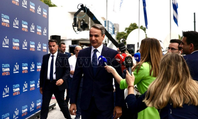 Εκλογές 2023: Στα γραφεία της ΝΔ ο Κυριάκος Μητσοτάκης - Το σχόλιό του