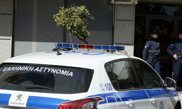 Εκατοντάδες συλλήψεις σε όλη τη χώρα σε ειδικές αστυνομικές επιχειρήσεις