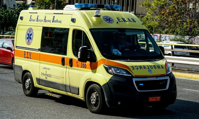 Εύβοια: Τροχαίο με νεκρό φαντάρο - Το αυτοκίνητό του καρφώθηκε σε κολώνα