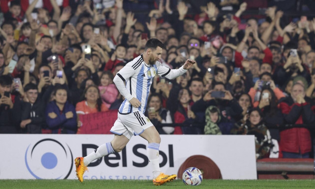 Λιονέλ Μέσι: Το έκανε κι αυτό - Το «Μπομπονέρα» πανηγύρισε γκολ εναντίον της Μπόκα Τζούνιορς!