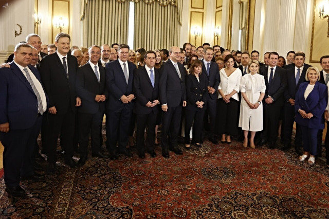 Νέα κυβέρνηση: Αλλαγή «σκυτάλης» στα Υπουργεία