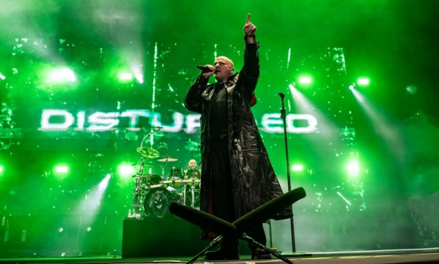 Release Athens: Οι Disturbed «σήκωσαν στον αέρα» την Πλατεία Νερού