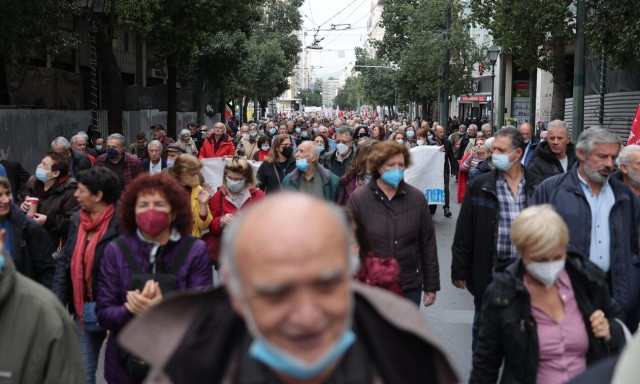 Συντάξεις: Τι φέρνει η νέα τετραετία - Έρχεται μείωση της ειδικής εισφοράς αλληλεγγύης στις κύριες
