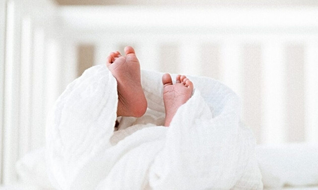 Θεσσαλονίκη: Η μητέρα άφησε το μωρό της μόνο στο σπίτι για να πάει σούπερ μάρκετ