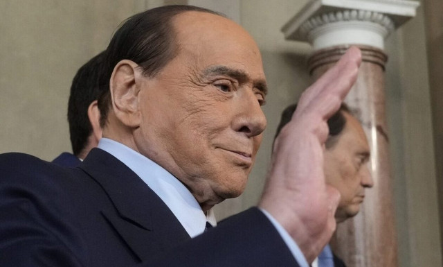 Σίλβιο Μπερλουσκόνι: Φημολογείται πως άλλαξε τη διαθήκη του στο νοσοκομείο