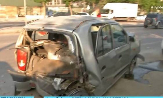 Θεσσαλoνίκη: «Δεν κατάλαβα πώς έγινε», είπε ο οδηγός του λεωφορείου για την καραμπόλα - Βίντεο