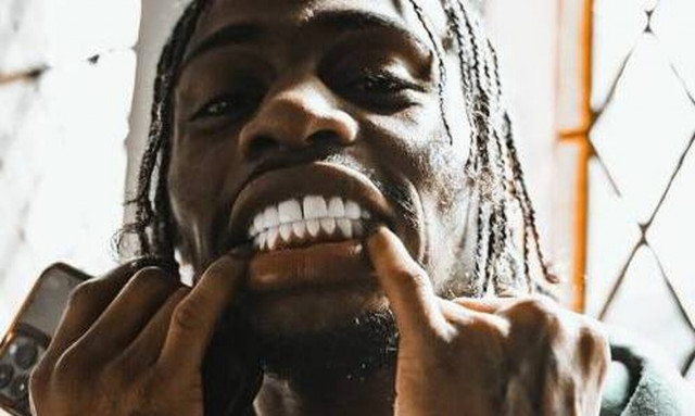 Κέρκυρα: Άγριο ξύλο μεταξύ Βρετανών τουριστών και του διάσημου ράπερ Russ Millions