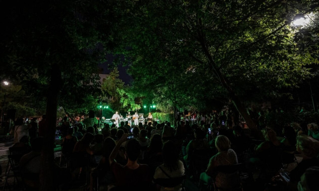 πλατεία συναυλία