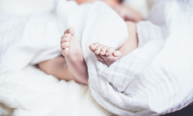 Θεσσαλονίκη: Καταδικάστηκε η 37χρονη που άφησε το βρέφος της μόνο του σπίτι και πήγε για τσιγάρα