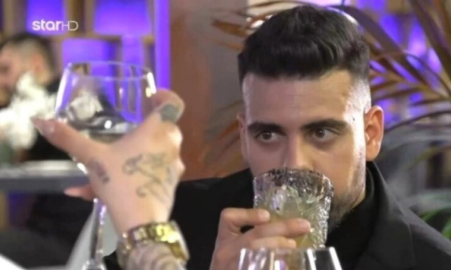 «Κόκαλο» έμεινε παίκτης στο First Dates όταν άκουσε για γάμους και παιδιά στο πρώτο ραντεβού