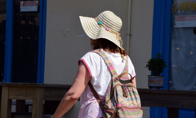 Καιρός: Βροχές και ζέστη- Πού αναμένονται ισχυρές καταιγίδες