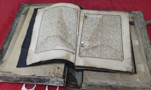 Θεσσαλονίκη: Ευαγγέλιο του 18ου αιώνα και νομίσματα είχε στην κατοχή του 66χρονος
