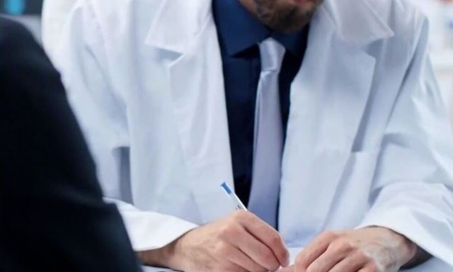 Κύπρος: Δύο συλλήψεις για απάτες με «ψευτογιατρούς»