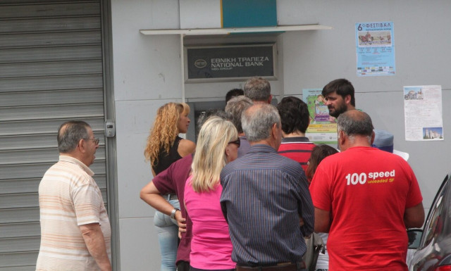 Μέτρα στήριξης: Market Pass, αυξήσεις μισθών, συντάξεων και αφορολόγητου - Τι σχεδιάζει η κυβέρνηση