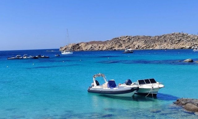 Μύκονος: Τα θαλάσσια ταξί της Uber παρουσιάστηκαν στο νησί