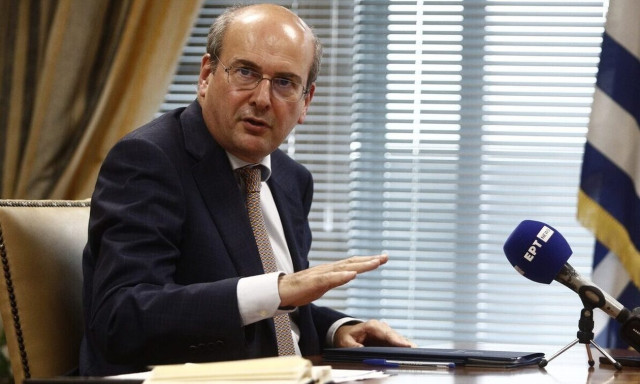 Tax breaks and benefits to boost low incomes planned by government