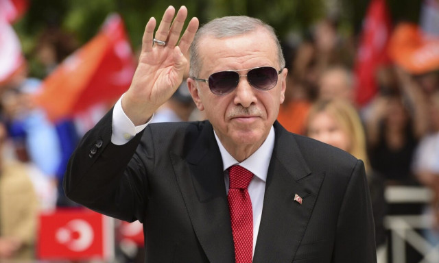 Εκεί που μας χρωστάει θα μας πάρει και το βόδι