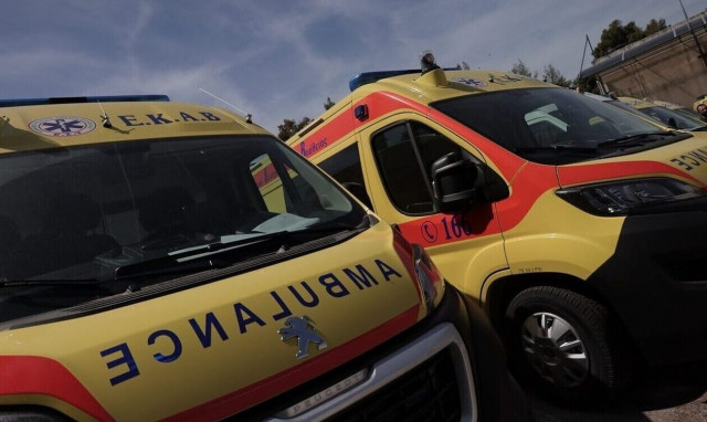 Αυτή είναι η ΠΝΠ για την άμεση στήριξη του ΕΚΑΒ με μικτά πληρώματα