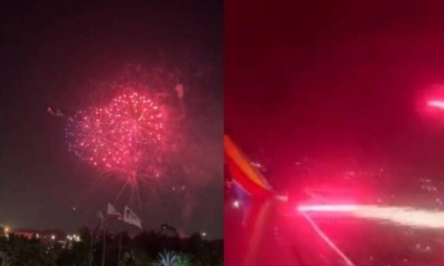 Η μοναδική στιγμή που αεροπλάνο περνάει μέσα από πυροτεχνήματα