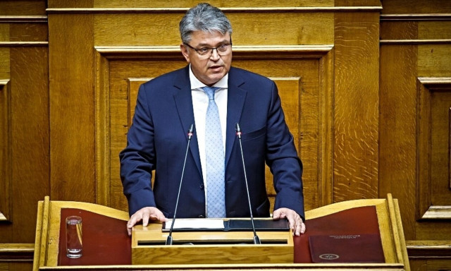 Νατσιός: «Η υπογεννητικότητα είναι η μεγαλύτερη εθνική απειλή της χώρας μας»