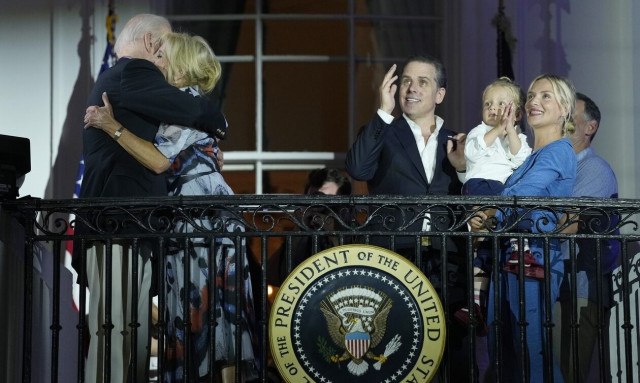 Χάντερ Μπάιντεν: Σάλος με τον γιο του προέδρου των ΗΠΑ - Έκανε χρήση ναρκωτικών σε live μετάδοση;