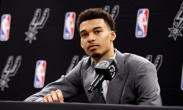 Μπρίτνεϊ Σπίαρς κατά… Βίκτορ Γουεμπανιάμα: Καταγγέλλει βιαιοπραγία από άνθρωπο ασφαλείας του