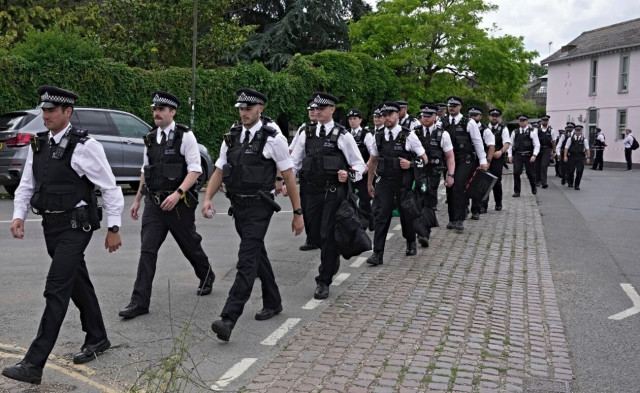 Μεγάλη Βρετανία: Τιτάνια αστυνομική επιχείρηση με 957 συλλήψεις για ναρκωτικά και ξέπλυμα χρήματος