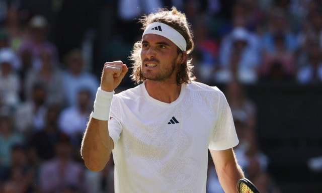 Τρομερός ο Στέφανος Τσιτσιπάς - Στους «32» του Wimbledon με σπουδαία ανατροπή