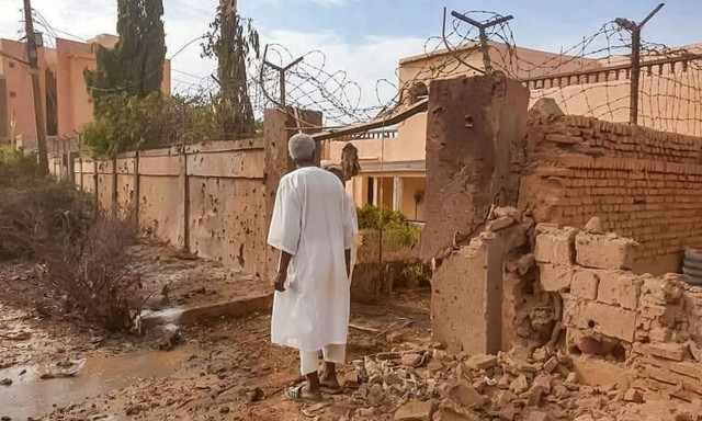 Σουδάν: Δεκάδες νεκροί και τραυματίες σε αεροπορική επιδρομή του στρατού στην πόλη Όμντουρμαν